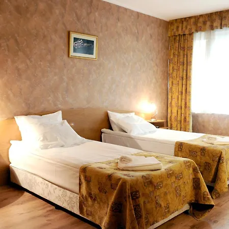 Akord - Free Parking & Metro Access 호텔