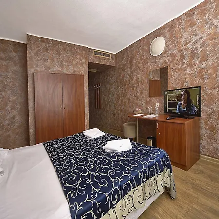 Akord - Free Parking & Metro Access 호텔 소피아