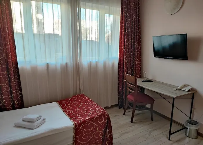 Akord - Free Parking & Metro Access Hotel Sofia