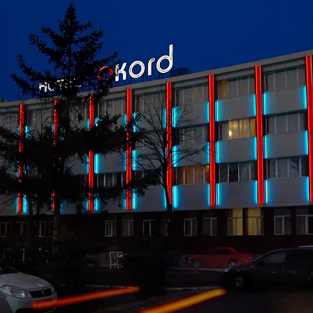 Hotel Akord - Free Parking & Metro Access