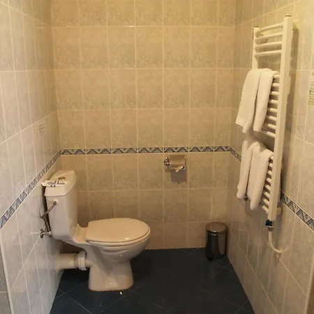 Hotel Akord - Free Parking & Metro Access Sofia