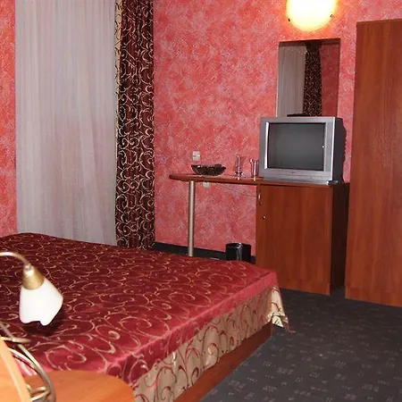 Отель Akord - Free Parking & Metro Access 3*