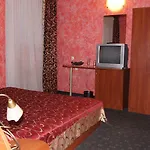 Отель Akord - Free Parking & Metro Access 3*