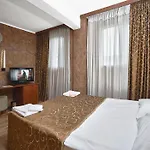 Akord - Free Parking & Metro Access 3* София